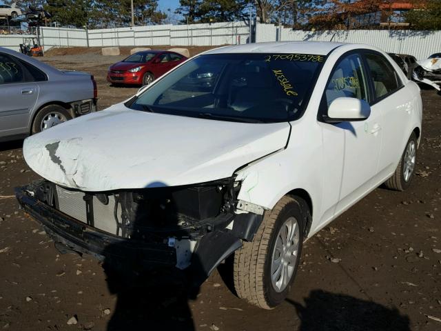 KNAFT4A29A5311405 - 2010 KIA FORTE LX WHITE photo 2