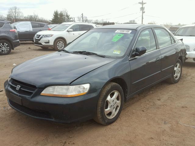 1HGCG6674YA097498 - 2000 HONDA ACCORD EX GREEN photo 2