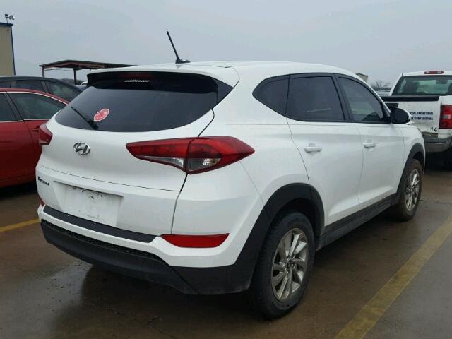 KM8J23A45HU546620 - 2017 HYUNDAI TUCSON SE WHITE photo 4