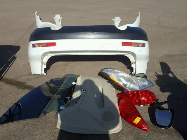 JNKAJ09F98M361027 - 2008 INFINITI EX35 BASE WHITE photo 9