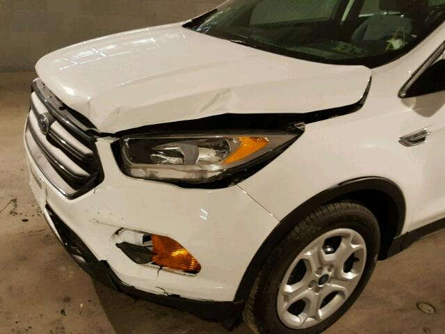 1FMCU0F76HUA45062 - 2017 FORD ESCAPE S WHITE photo 9