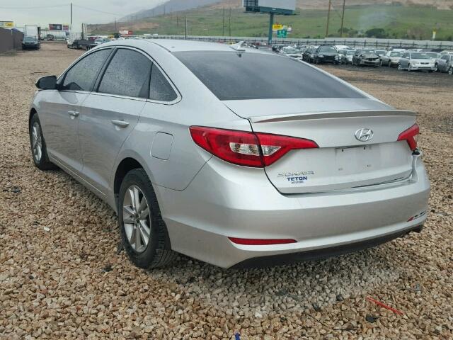 5NPE24AF2FH200805 - 2015 HYUNDAI SONATA SE SILVER photo 3