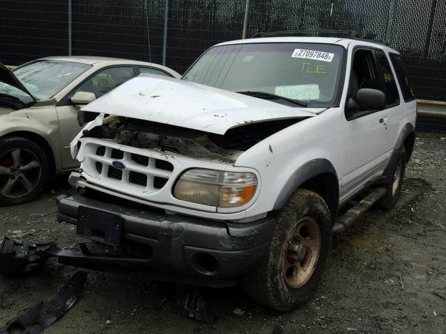 1FMYU70E1YUA71509 - 2000 FORD EXPLORER S WHITE photo 2