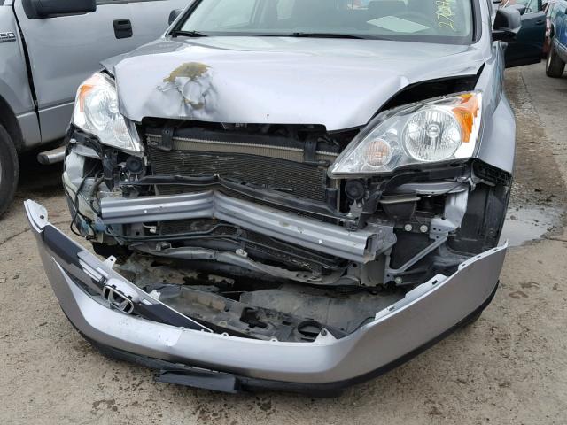 JHLRE38327C064447 - 2007 HONDA CR-V LX SILVER photo 9