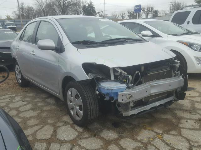 JTDBT923584040011 - 2008 TOYOTA YARIS SILVER photo 1