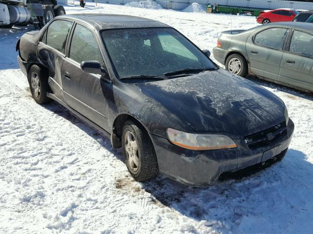 1HGCG1657WA061335 - 1998 HONDA ACCORD EX BLACK photo 1