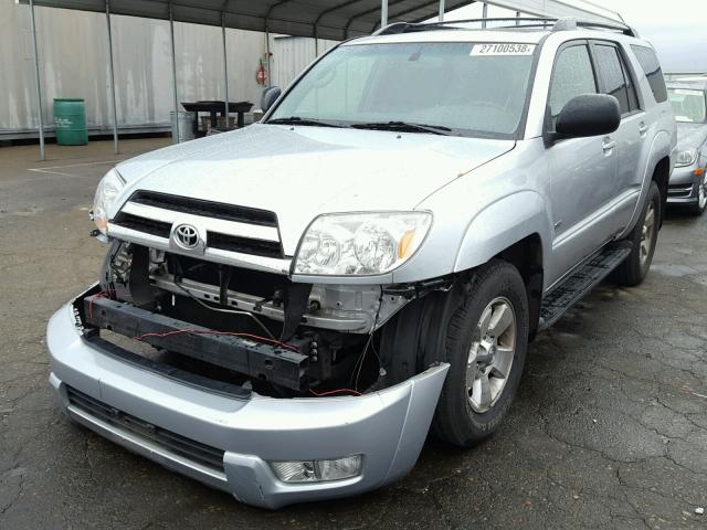 JTEZU14R558024874 - 2005 TOYOTA 4RUNNER SR SILVER photo 2