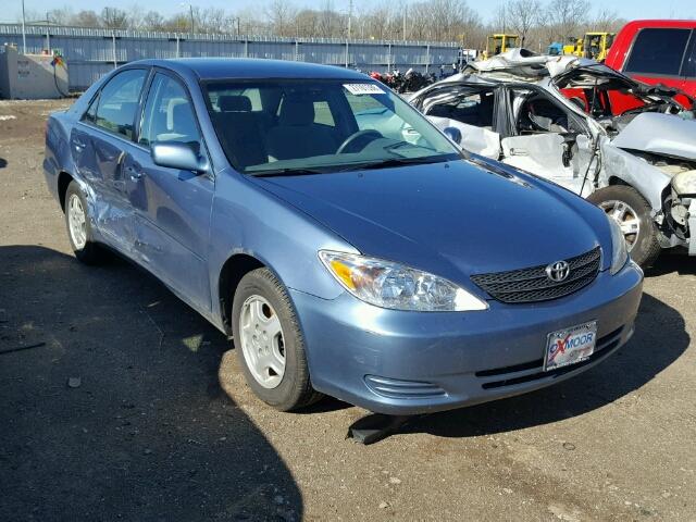 4T1BF32KX2U534556 - 2002 TOYOTA CAMRY LE BLUE photo 1