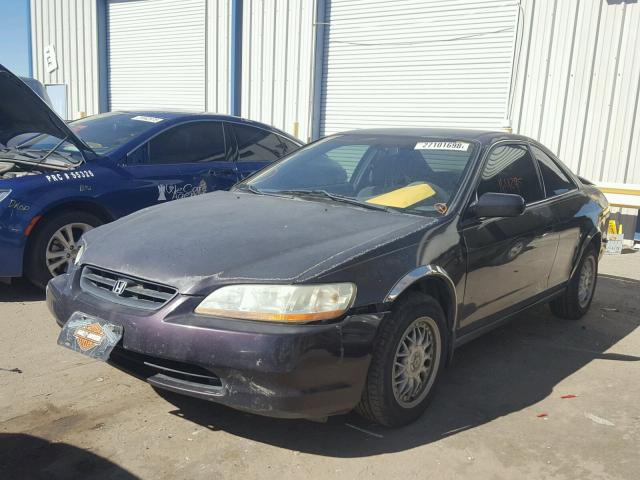 1HGCG3142WA008844 - 1998 HONDA ACCORD LX PURPLE photo 2