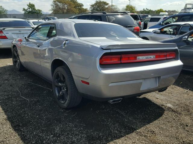 2C3CDYAG7EH238611 - 2014 DODGE CHALLENGER SILVER photo 3