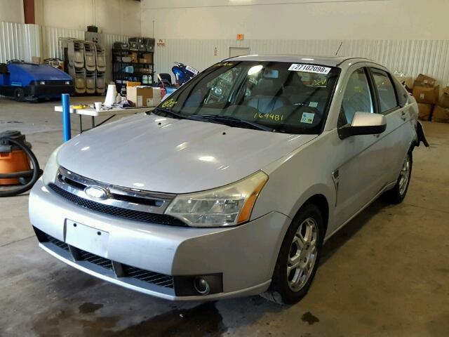 1FAHP35N38W169481 - 2008 FORD FOCUS SE SILVER photo 2