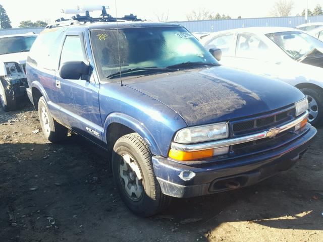 1GNCT18W62K135761 - 2002 CHEVROLET BLAZER BLUE photo 1