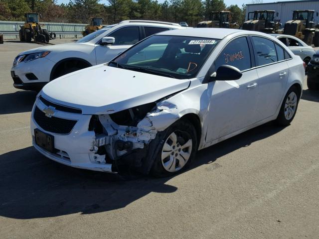 1G1PA5SHXD7226287 - 2013 CHEVROLET CRUZE LS WHITE photo 2