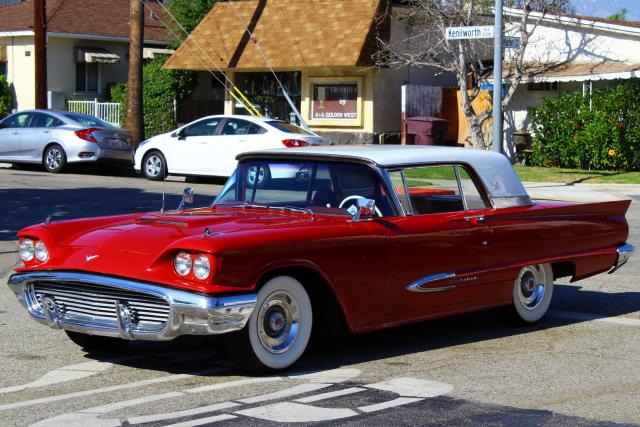 H9YH118000 - 1959 FORD T BIRD TWO TONE photo 2