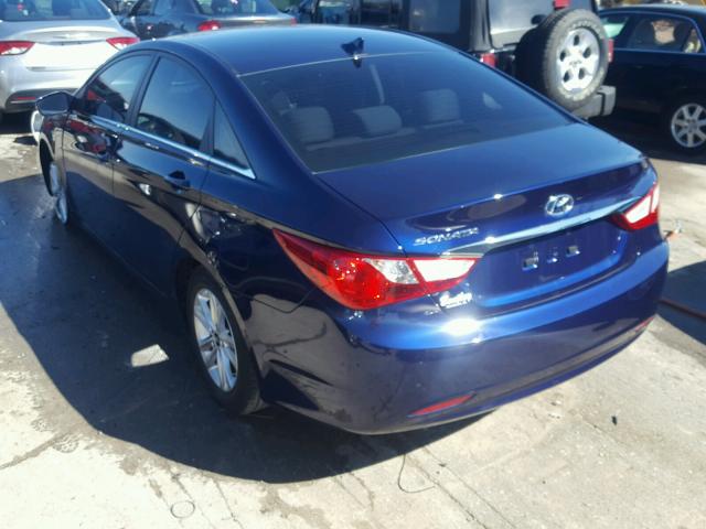 5NPEB4AC7BH071198 - 2011 HYUNDAI SONATA GLS BLUE photo 3