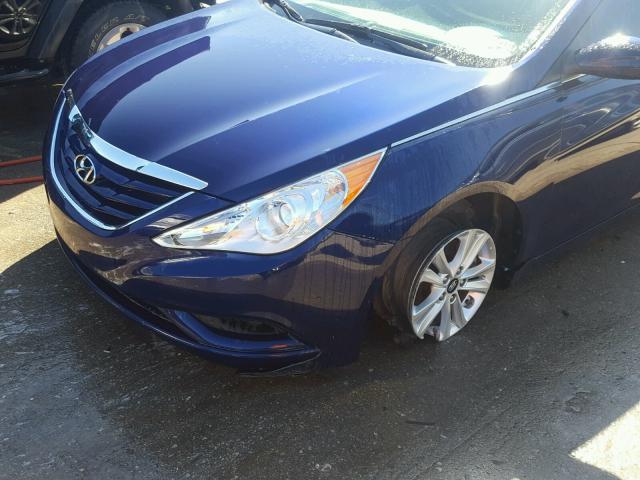 5NPEB4AC7BH071198 - 2011 HYUNDAI SONATA GLS BLUE photo 9