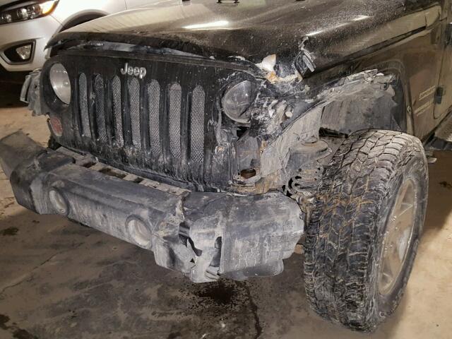 1J4BA3H11BL570797 - 2011 JEEP WRANGLER U BLACK photo 9