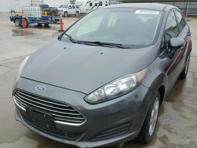 3FADP4EJ2FM108086 - 2015 FORD FIESTA SE GRAY photo 2