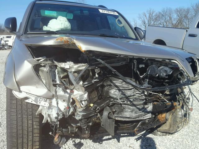 JTEBT14R930025946 - 2003 TOYOTA 4RUNNER SR BROWN photo 9