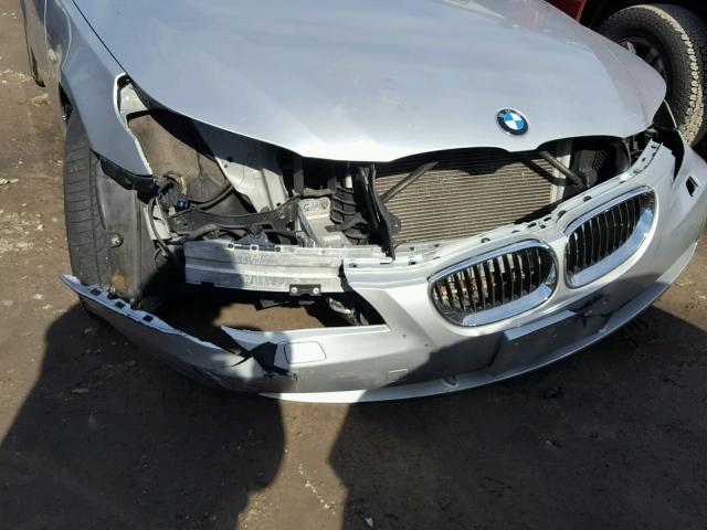 WBANF33506CB86353 - 2006 BMW 525 XI Արծաթագույն լուսանկար 9