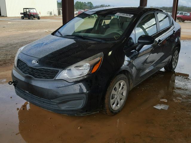 KNADM4A3XD6209414 - 2013 KIA RIO LX Սև լուսանկար 2