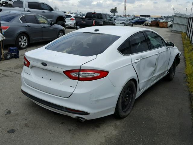 3FA6P0H74ER359503 - 2014 FORD FUSION SE WHITE photo 4