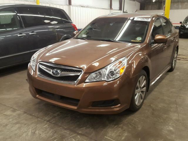 4S3BMDC65C2025683 - 2012 SUBARU LEGACY 3.6 BROWN photo 2