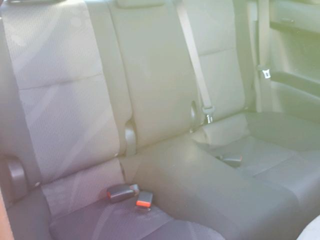 JTKJF5C73B3013201 - 2011 TOYOTA SCION TC 白色 照片 6