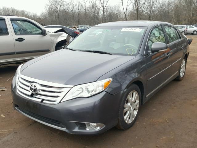 4T1BK3DB2BU415814 - 2011 TOYOTA AVALON BAS GRAY photo 2