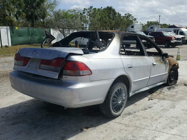 1HGCG56432A106232 - 2002 HONDA ACCORD LX SILVER photo 4