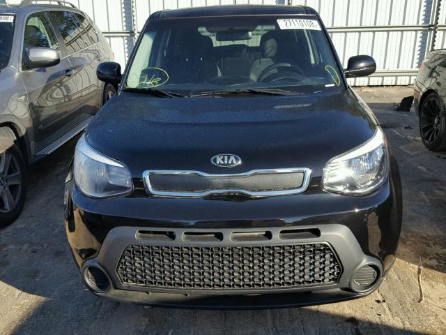 KNDJN2A21F7236268 - 2015 KIA SOUL BLACK photo 9