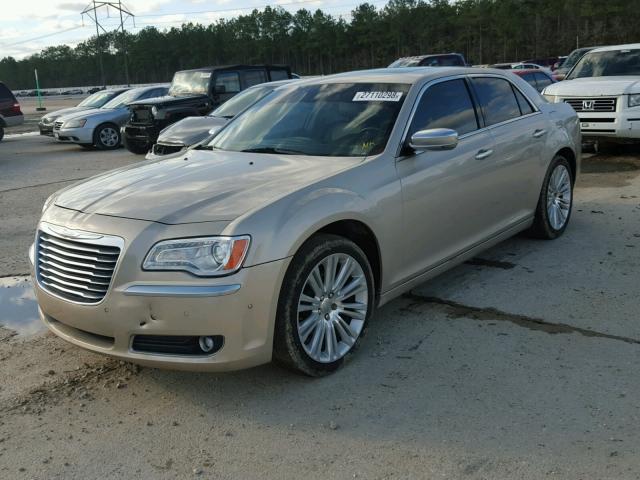 2C3CCACG1CH279921 - 2012 CHRYSLER 300 LIMITE SILVER photo 2