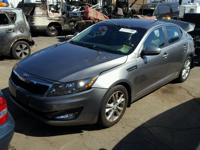 5XXGN4A70DG143344 - 2013 KIA OPTIMA EX GRAY photo 2