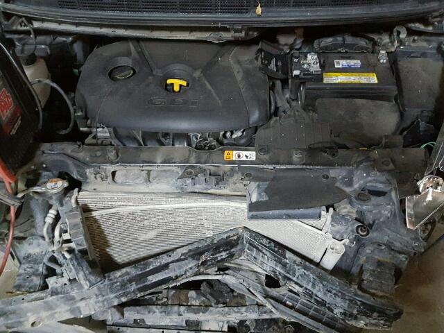 KNAHT8A34E7024654 - 2014 KIA RONDO BLACK photo 7