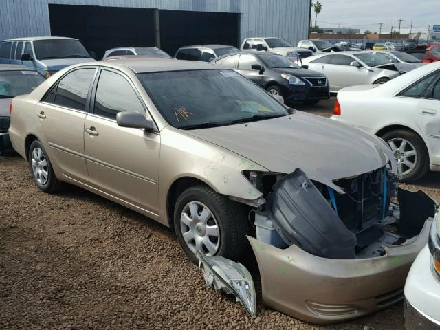 4T1BE32K02U042539 - 2002 TOYOTA CAMRY LE GOLD photo 1