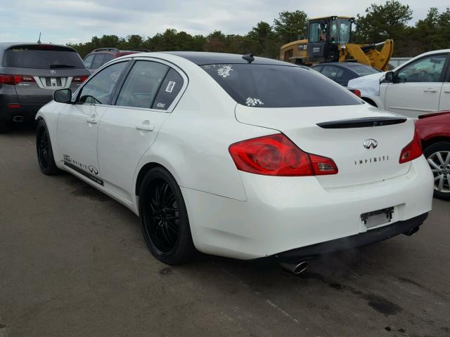 JN1DV6AR4BM450607 - 2011 INFINITI G25 WHITE photo 3