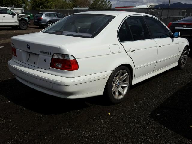 WBADT43492GY41627 - 2002 BMW 525 I AUTO WHITE photo 4