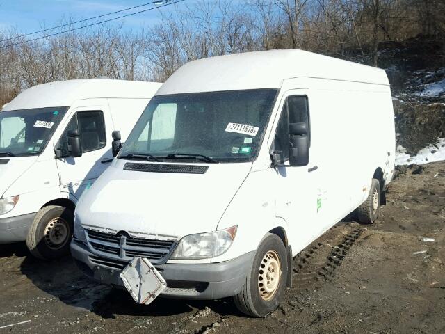 WD0PD744065957210 - 2006 DODGE SPRINTER 2 WHITE photo 2