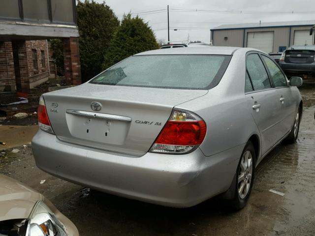 4T1BE30K16U704198 - 2006 TOYOTA CAMRY LE SILVER photo 4