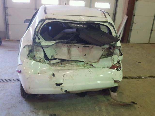 KL1TD66627B781531 - 2007 CHEVROLET AVEO BASE Beyaz fotoğraf 9