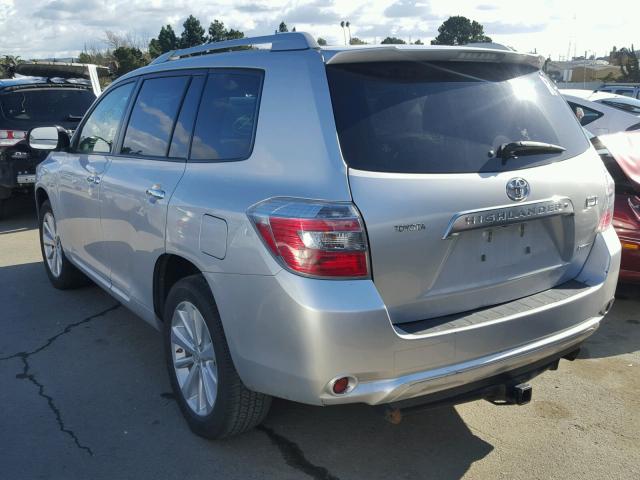 JTEEW44A882003707 - 2008 TOYOTA HIGHLANDER SILVER photo 3