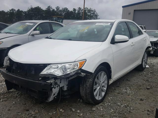 4T4BF1FKXCR252262 - 2012 TOYOTA CAMRY BASE WHITE photo 2