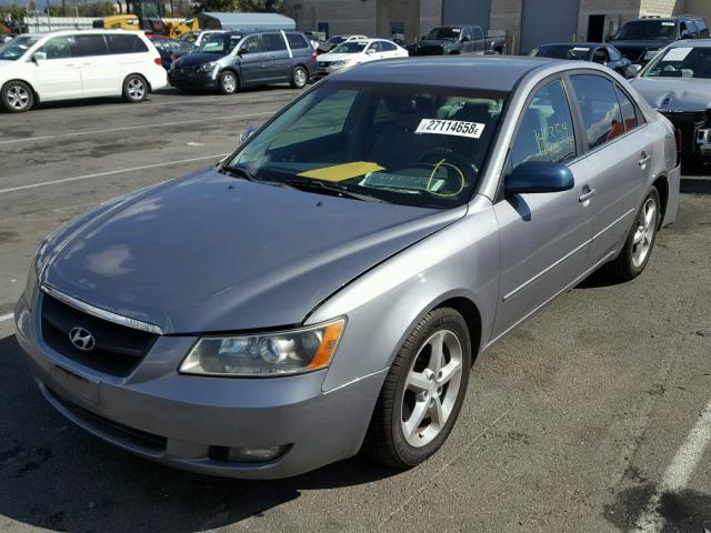 5NPEU46FX7H177701 - 2007 HYUNDAI SONATA SE SILVER photo 2