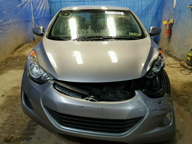 KMHDH4AE5BU100680 - 2011 HYUNDAI ELANTRA GL GRAY photo 9