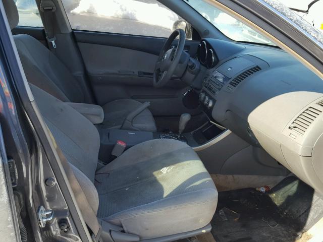 1N4AL11D55C162219 - 2005 NISSAN ALTIMA S GRAY photo 5