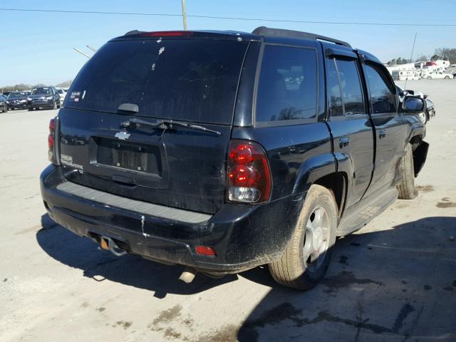 1GNDS13S462104669 - 2006 CHEVROLET TRAILBLAZE BLACK photo 4