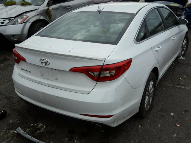 5NPE24AF9HH529682 - 2017 HYUNDAI SONATA SE WHITE photo 4