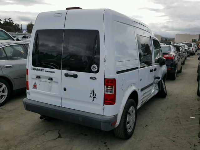 NM0LS6AN2AT033079 - 2010 FORD TRANSIT CO WHITE photo 4