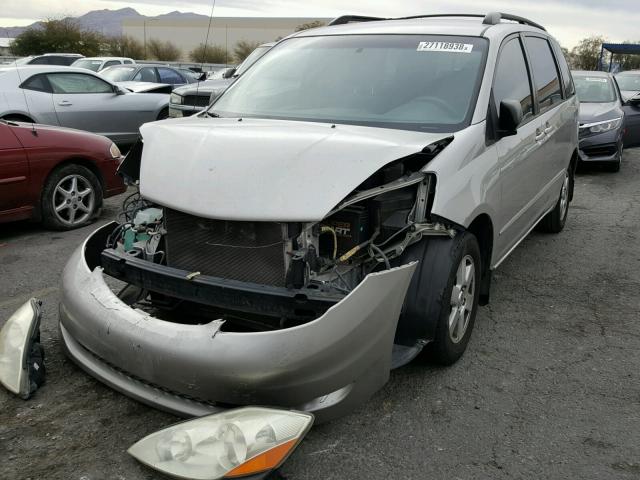 5TDZK23C47S035876 - 2007 TOYOTA SIENNA CE SILVER photo 2