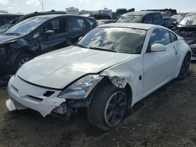 JN1AZ34E23T006843 - 2003 NISSAN 350Z COUPE WHITE photo 2